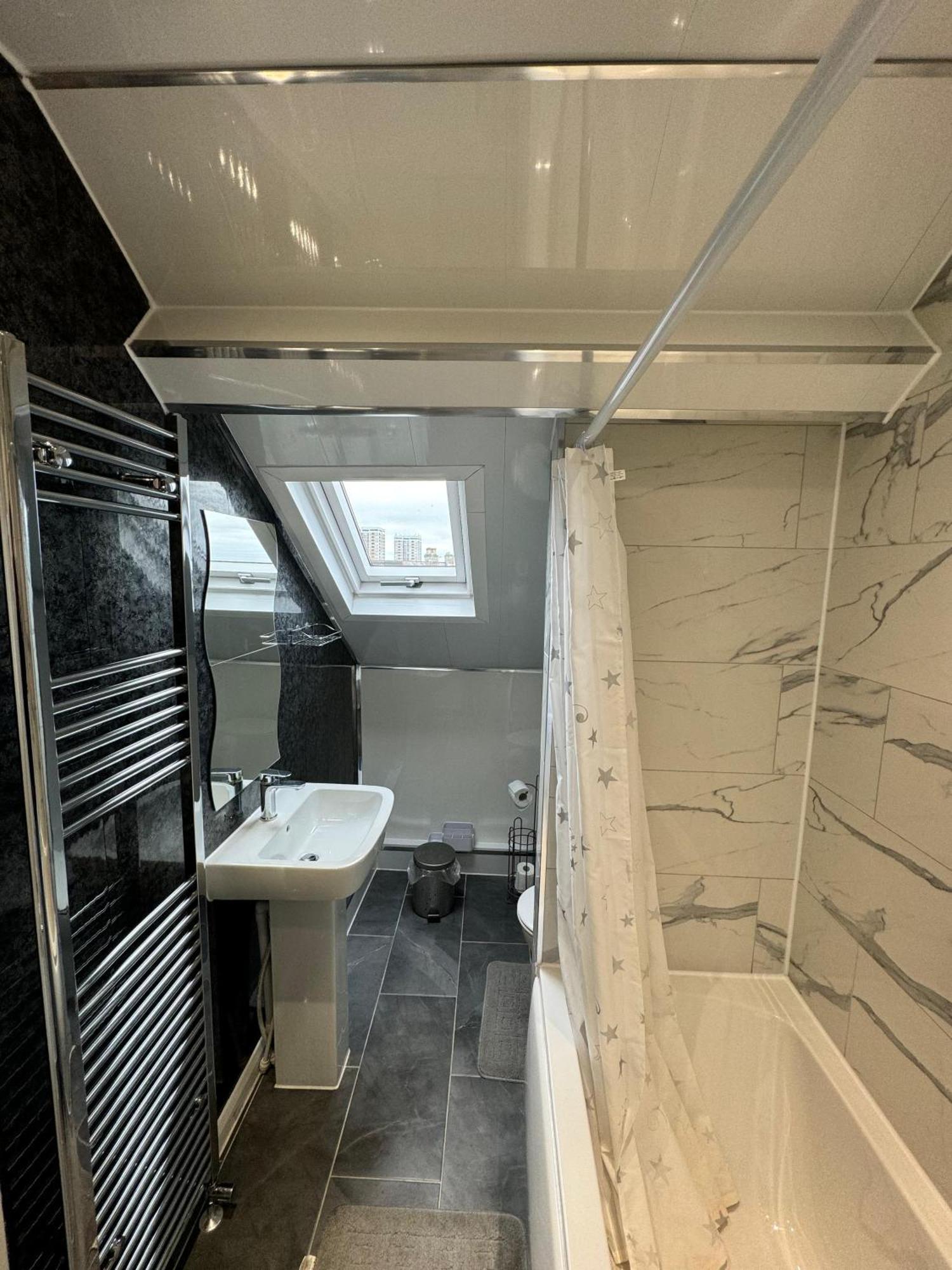 Luxury Ensuite Rooms @ Kingsley Terrace Newcastle upon Tyne Exterior photo